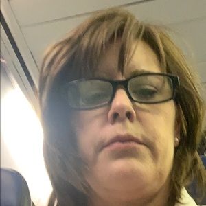 Meet your Posher, Debra